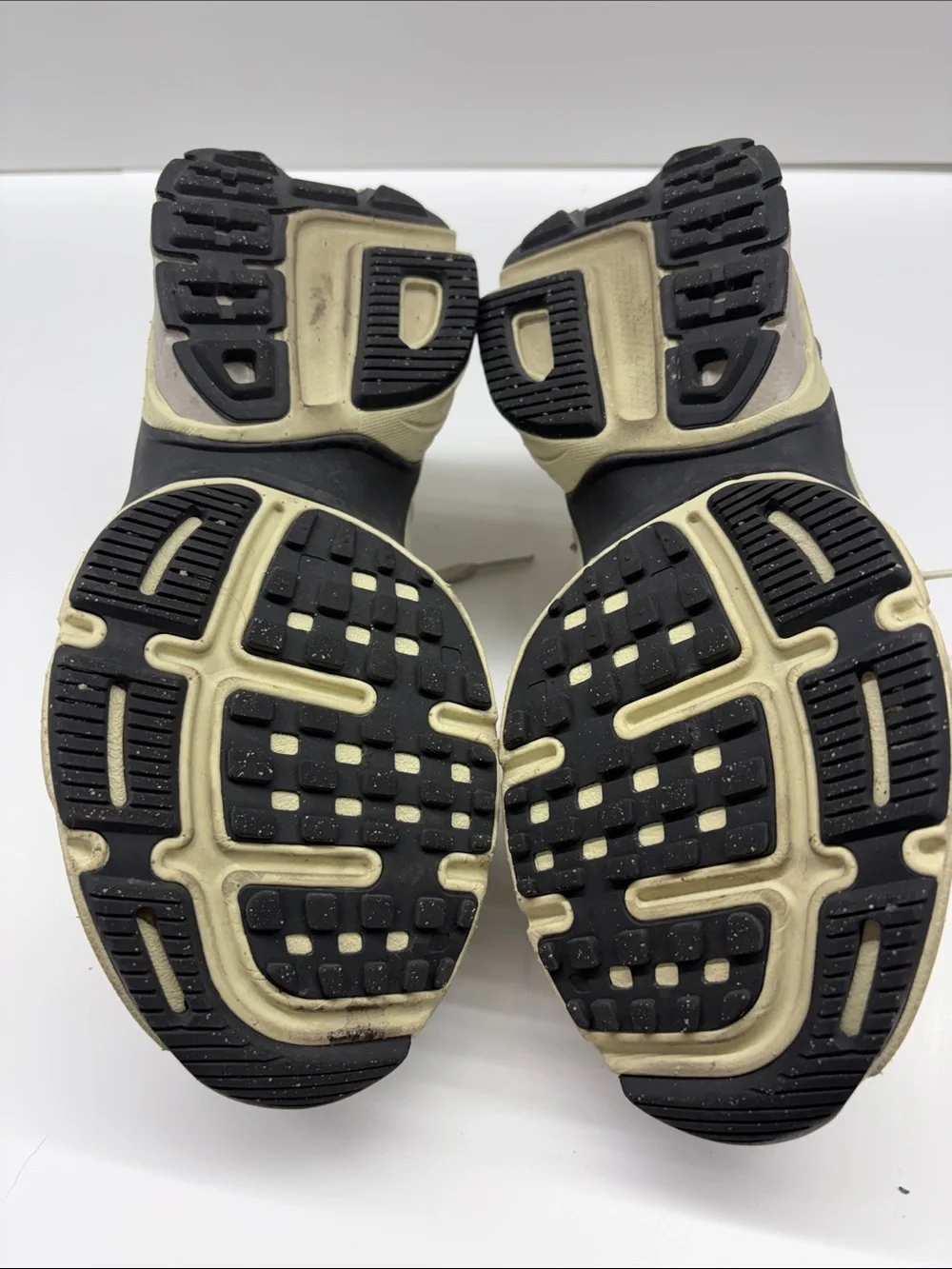 Used Nike V2K Run Women's athletic shoes Size 6